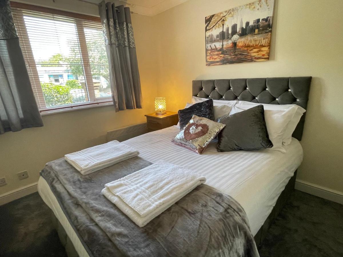 The Regency Entire 1 Bedroom Flat Accomodation Leicester Exterior photo